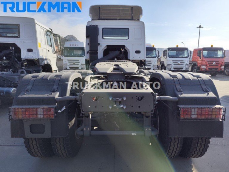 Camion remorque HOWO