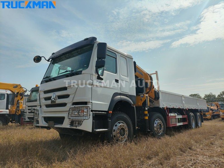 Camion-grue HOWO 430HP 8X4