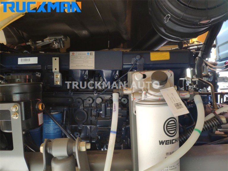 Camion pompe HOWO