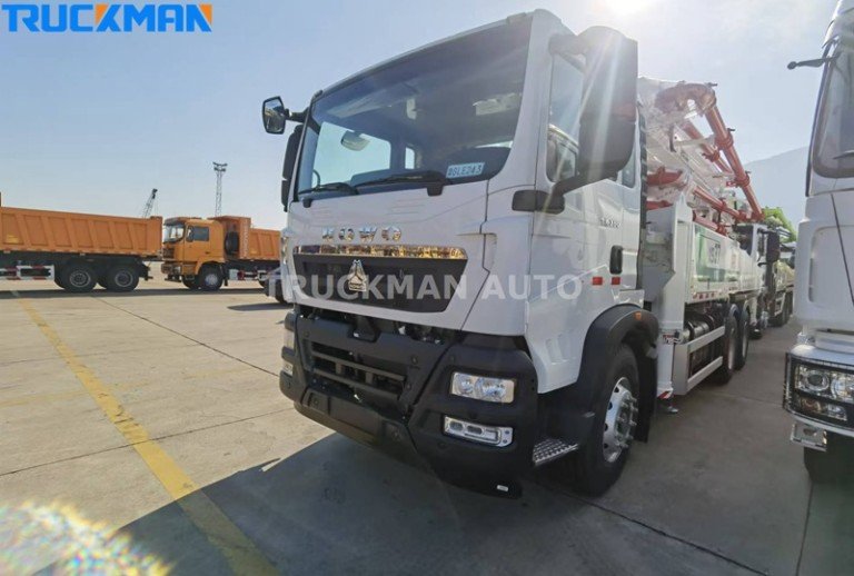 Camion pompe HOWO 6X4