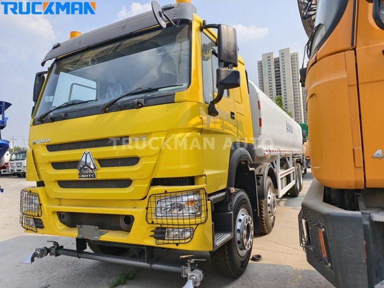 HOWO 8x4 Camion-citerne à eau