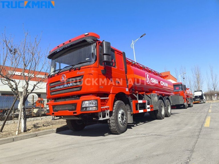 Camion-citerne Shacman
