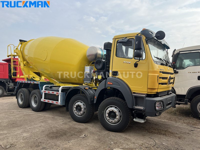 Camion-citerne de ciment BEIBEN 8x4