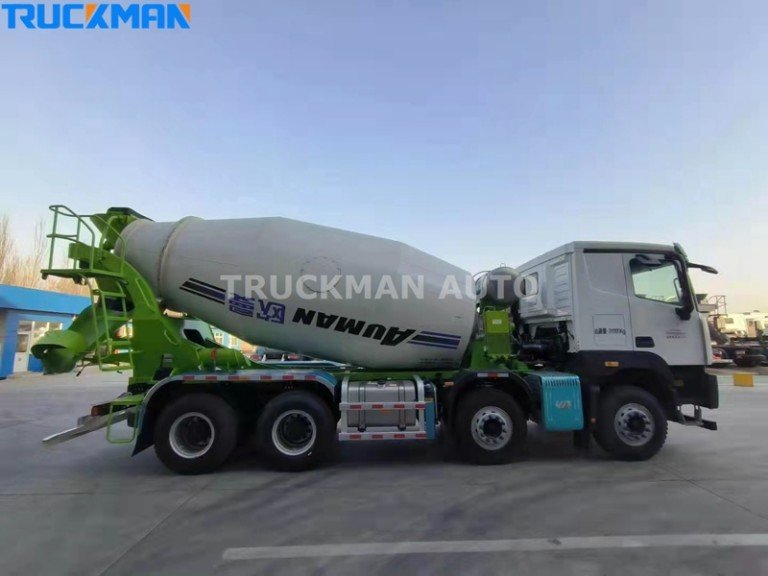 FOTON 8x4 Camion malaxeur