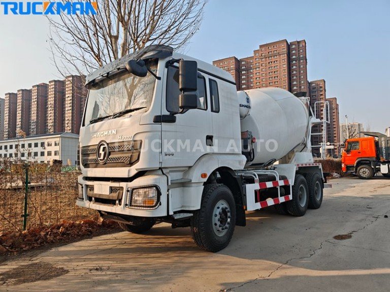SHACMAN H3000 Camion malaxeur à béton