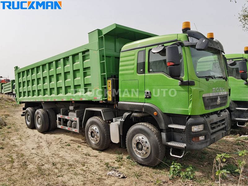 SINOTRUK HOWO TX 12 roues Camion à benne basculante